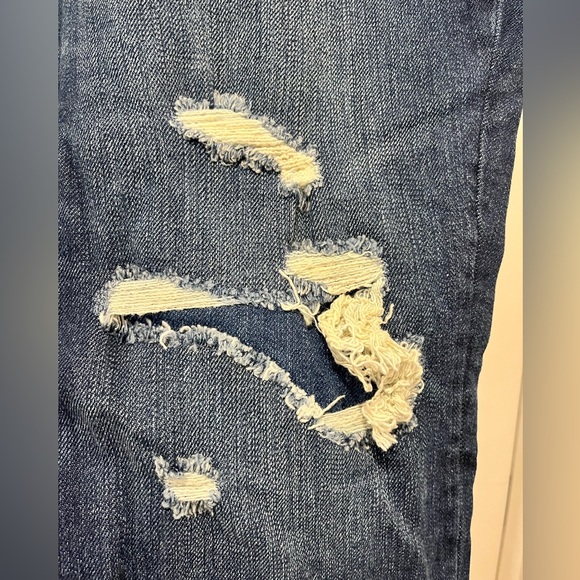 Old Navy Women’s Power Straight High Rise jeans.  Size 18 - Picture 5 of 7